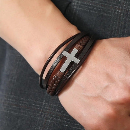 Leren Armband met Kruis - Bruin met Zilver Kleurige Sluiting - TrendFox